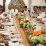 Jokowi Gelar Makan Siang